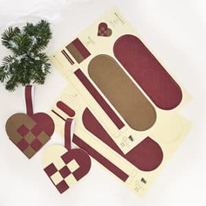 Juel&Brandt, DIY, stamped-out paper hearts, red & gold, 90gr. -2 designs/bag
