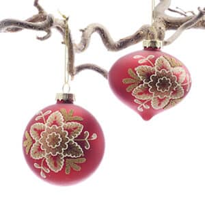 Glass hanging, red w. golden pattern, 8CM, 2 ASS.
